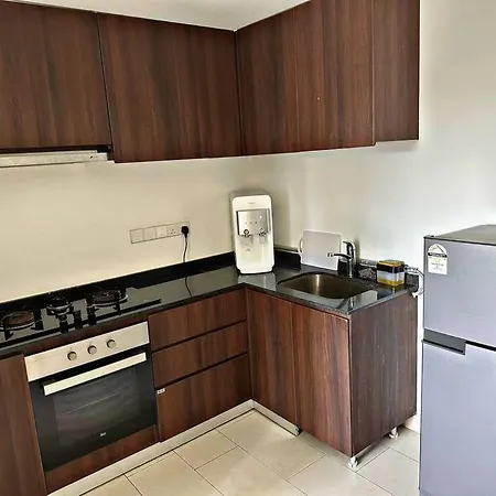 New 4Queen Bed 3 Room 2Cp Near Gurney With Tvbox And Ktv Set Tanjung Tokong Exterior photo