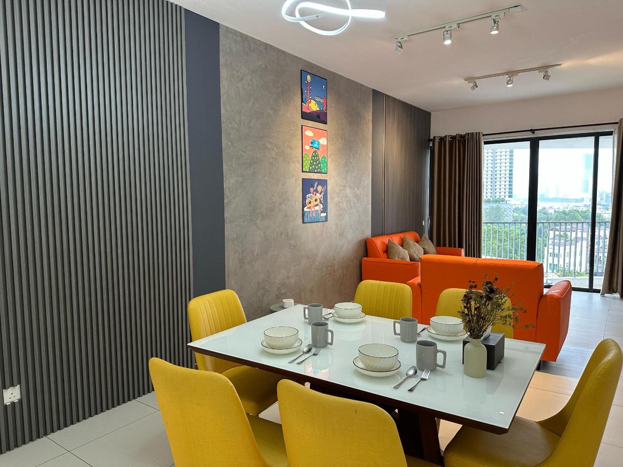 Apartment New 4queen Bed 3 2cp Near Gurney With Tvbox And Ktv Set Tanjung Tokong