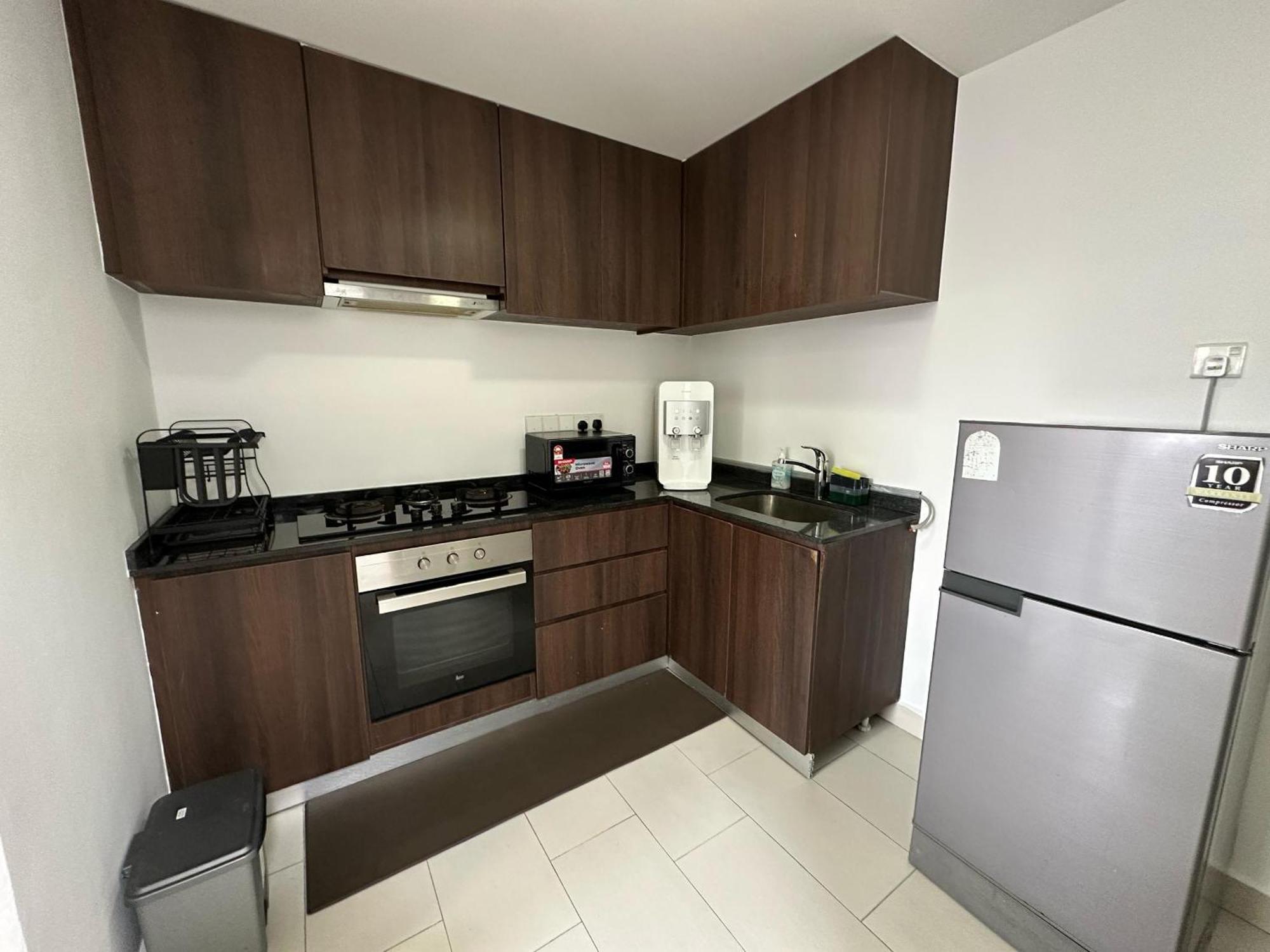 New 4queen Bed 3 2cp Near Gurney With Tvbox And Ktv Set Apartment *