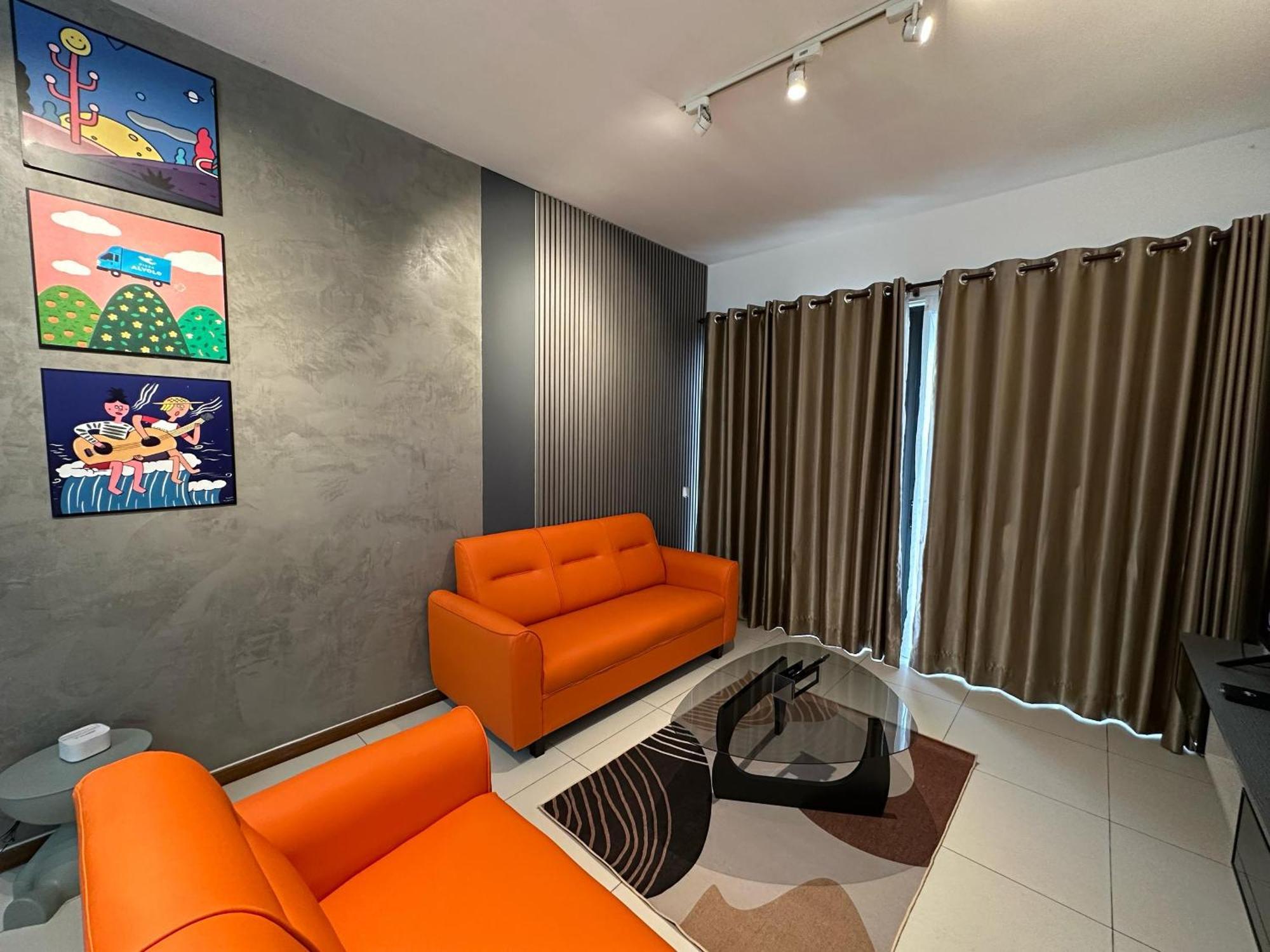 New 4queen Bed 3 2cp Near Gurney With Tvbox And Ktv Set Apartment Tanjung Tokong