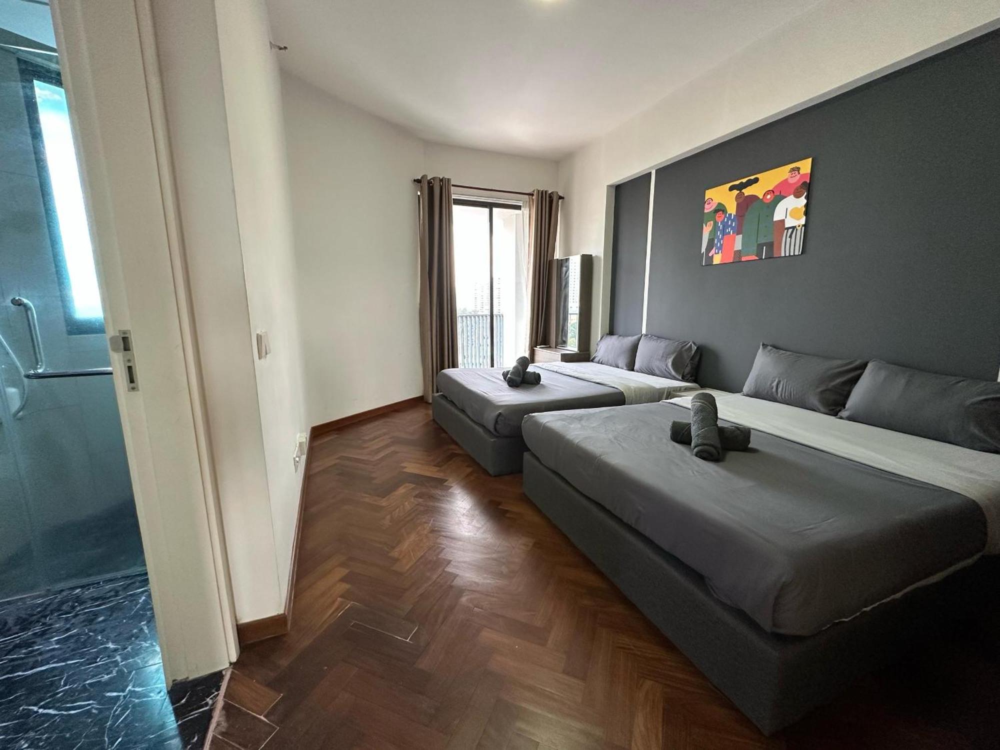 New 4queen Bed 3 2cp Near Gurney With Tvbox And Ktv Set Apartment Tanjung Tokong