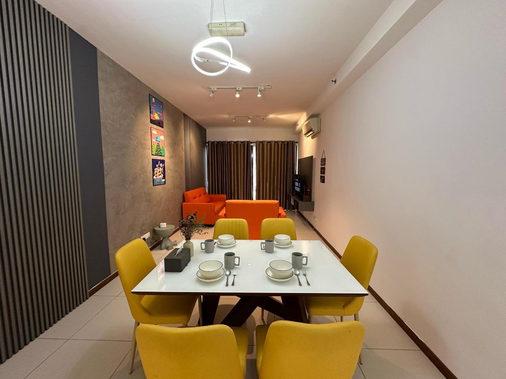 New 4queen Bed 3 2cp Near Gurney With Tvbox And Ktv Set Apartment Tanjung Tokong