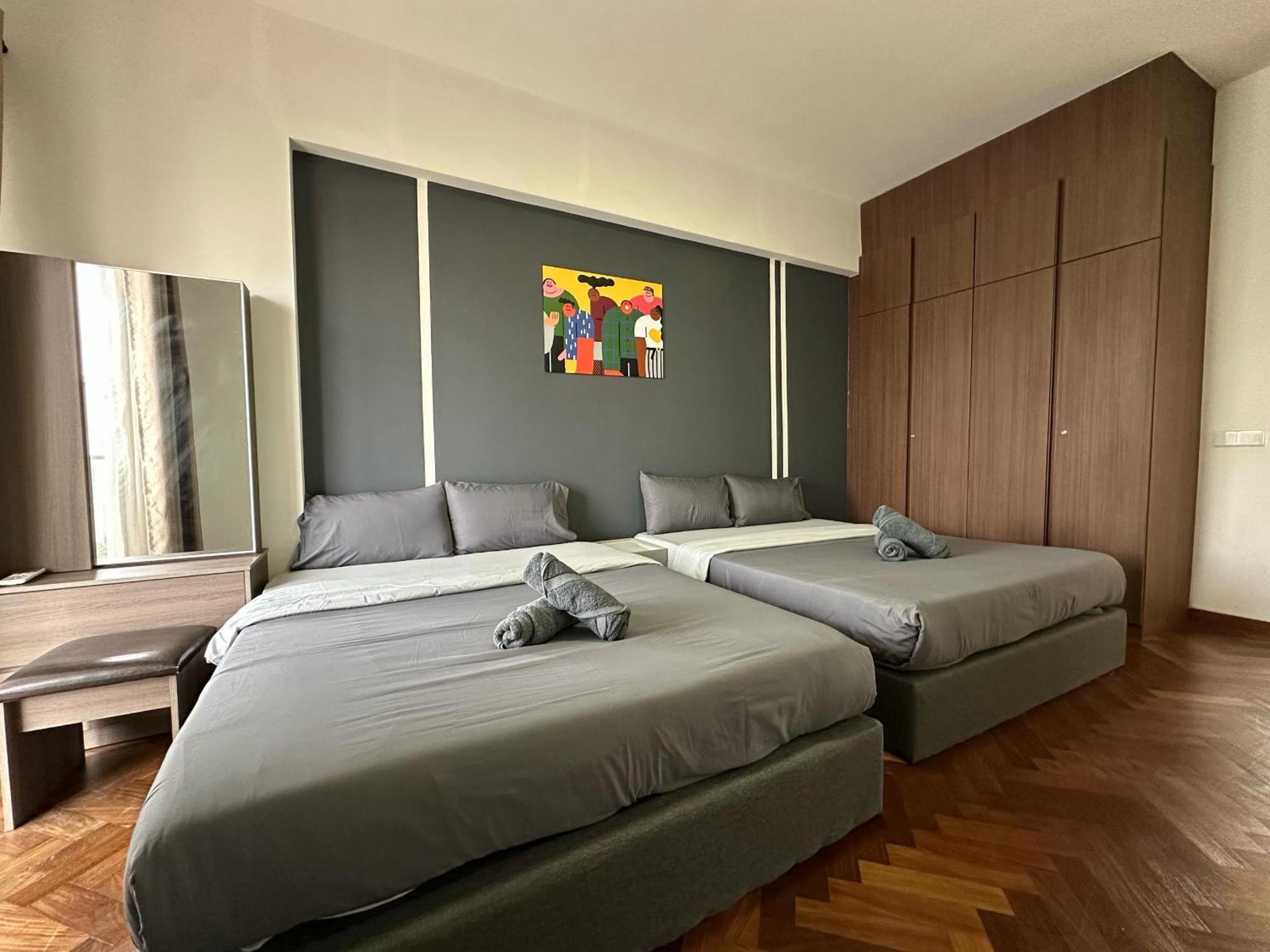 New 4queen Bed 3 2cp Near Gurney With Tvbox And Ktv Set Tanjung Tokong
